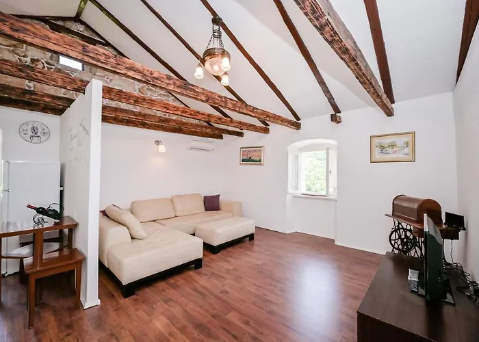 Mediterranean Mošćenička Draga