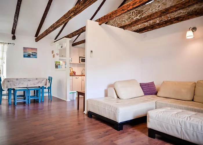 아파트 Mediterranean